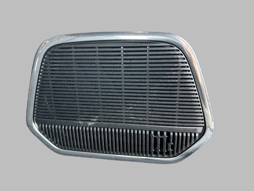 Used 2023 Jeep Grand Cherokee Overland w/ Luxury Tech Group IV image 16