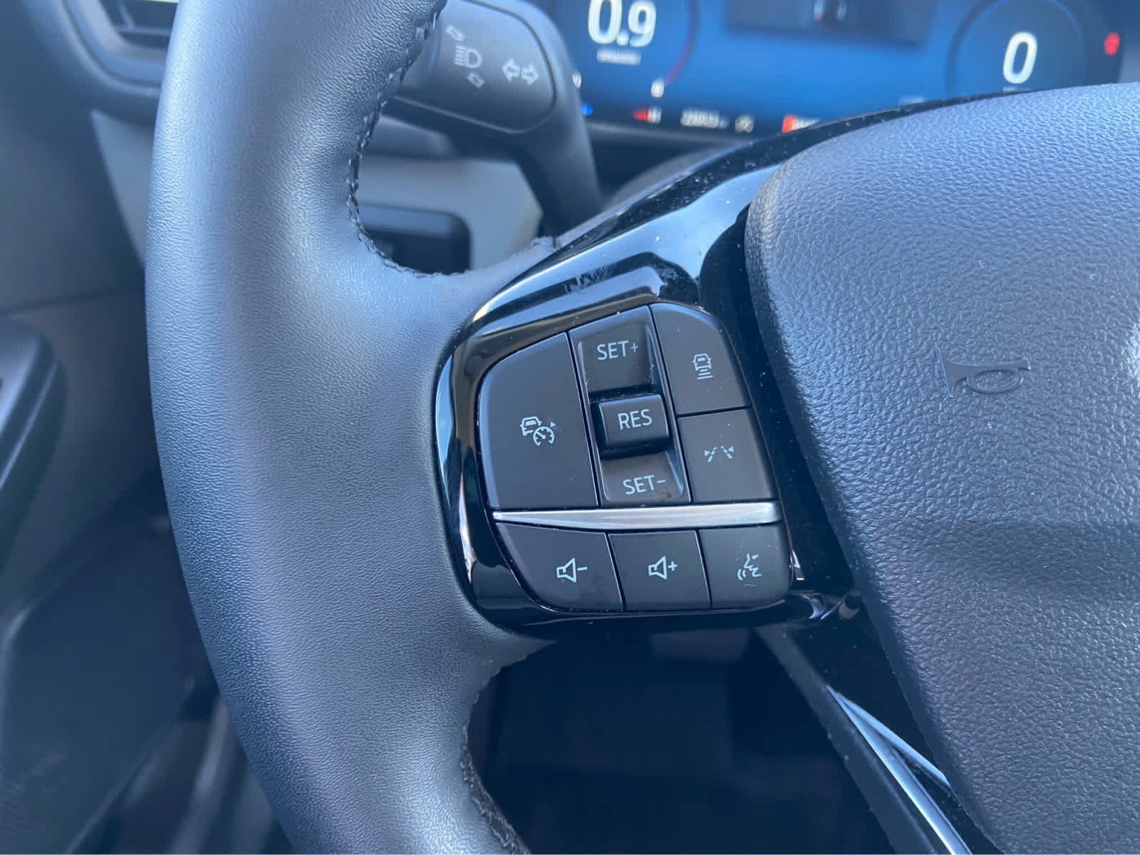 Used 2023 Ford Escape Active w/ Tech Pack #2 AWD/4WD image 22