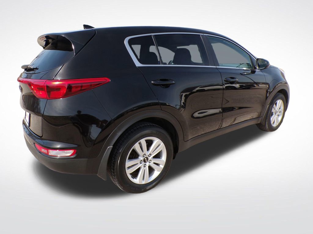 Used 2017 Kia Sportage LX FWD image 4