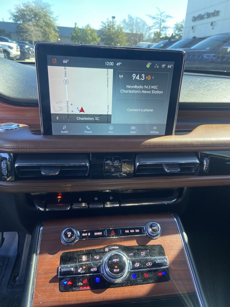 Used 2022 Lincoln Aviator Reserve w/ Elements Package Plus image 27