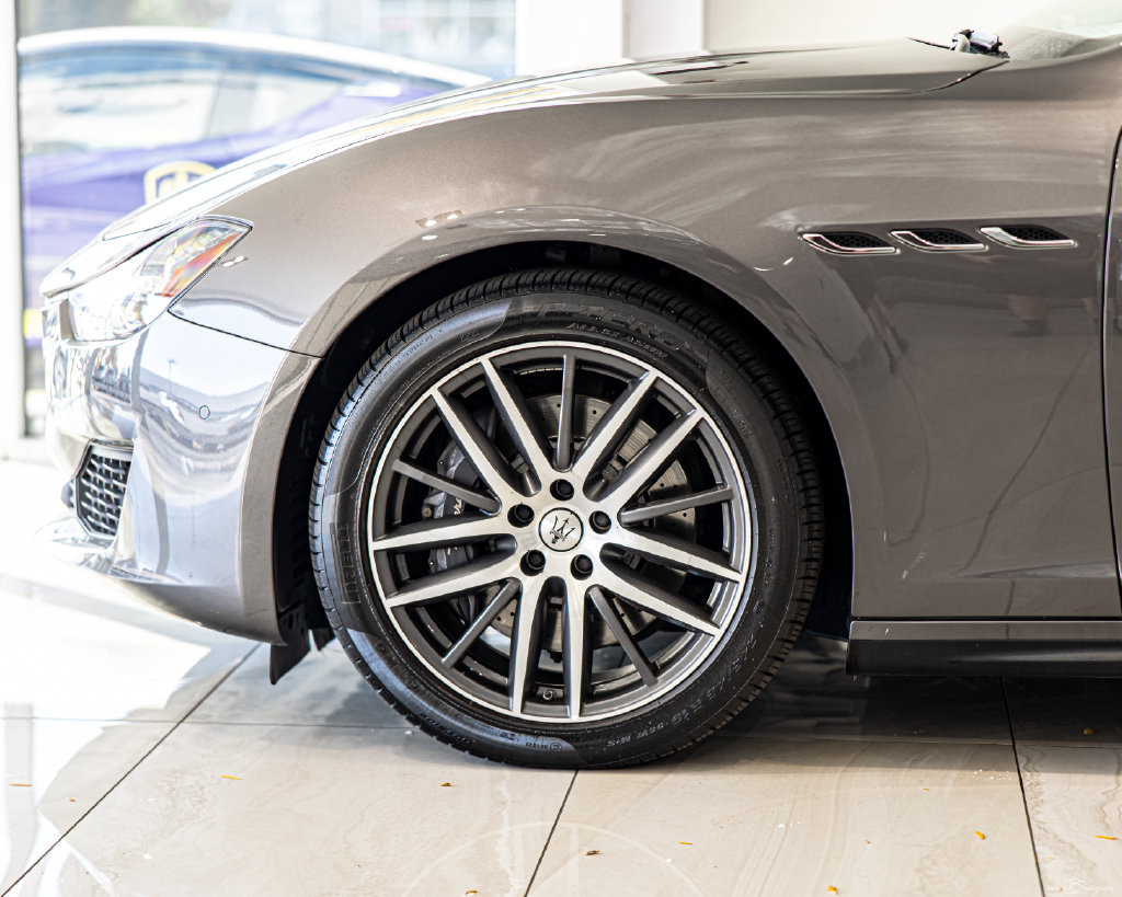 Used 2021 Maserati Ghibli S Q4 AWD/4WD image 8