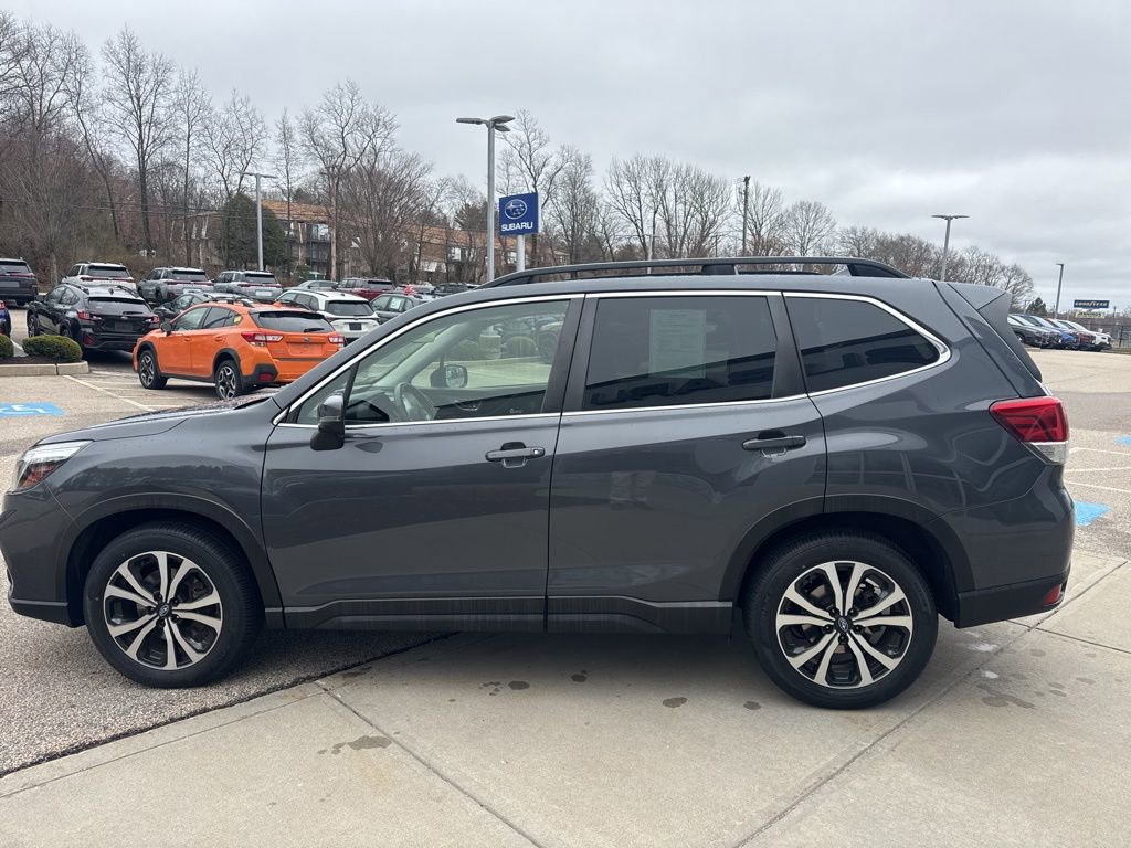 Used 2020 Subaru Forester Limited image 8