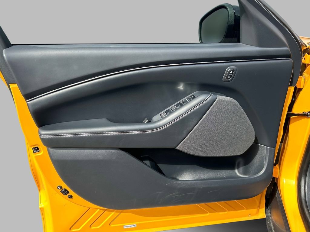 Used 2023 Ford Mustang Mach-E Select image 19