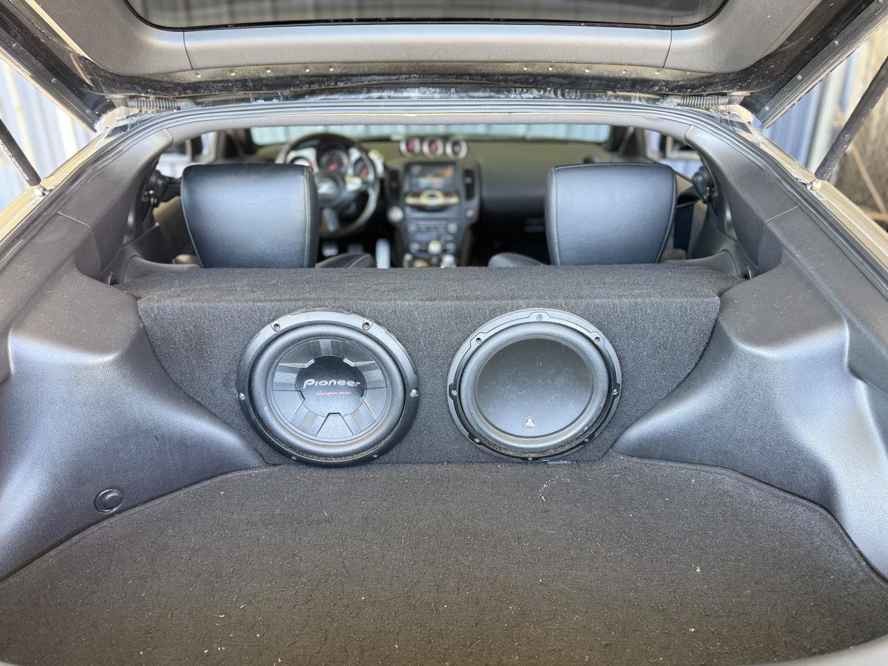 Used 2009 Nissan 370Z Touring RWD image 20