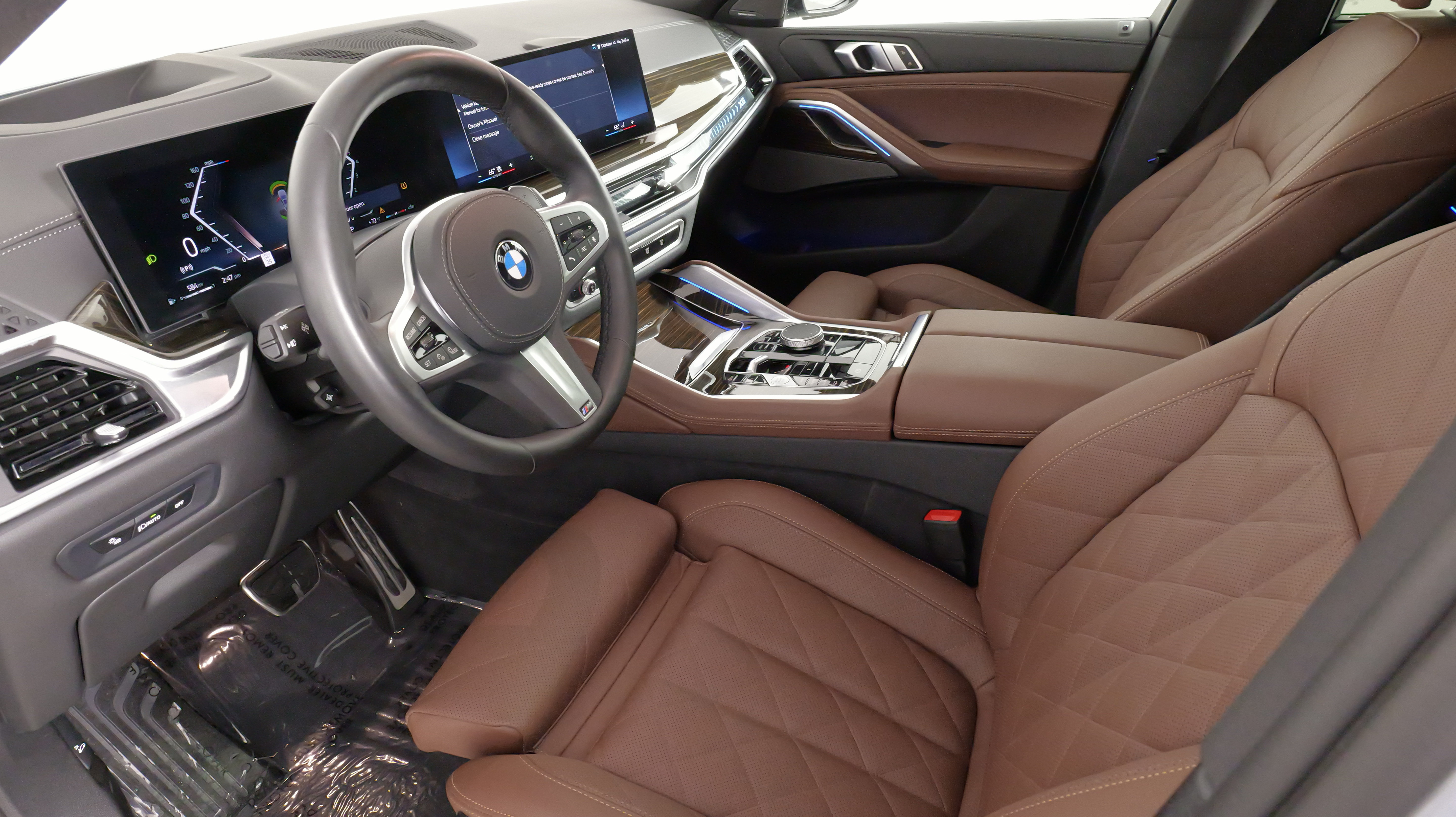 Used 2026 BMW X6 xDrive40i AWD/4WD image 31
