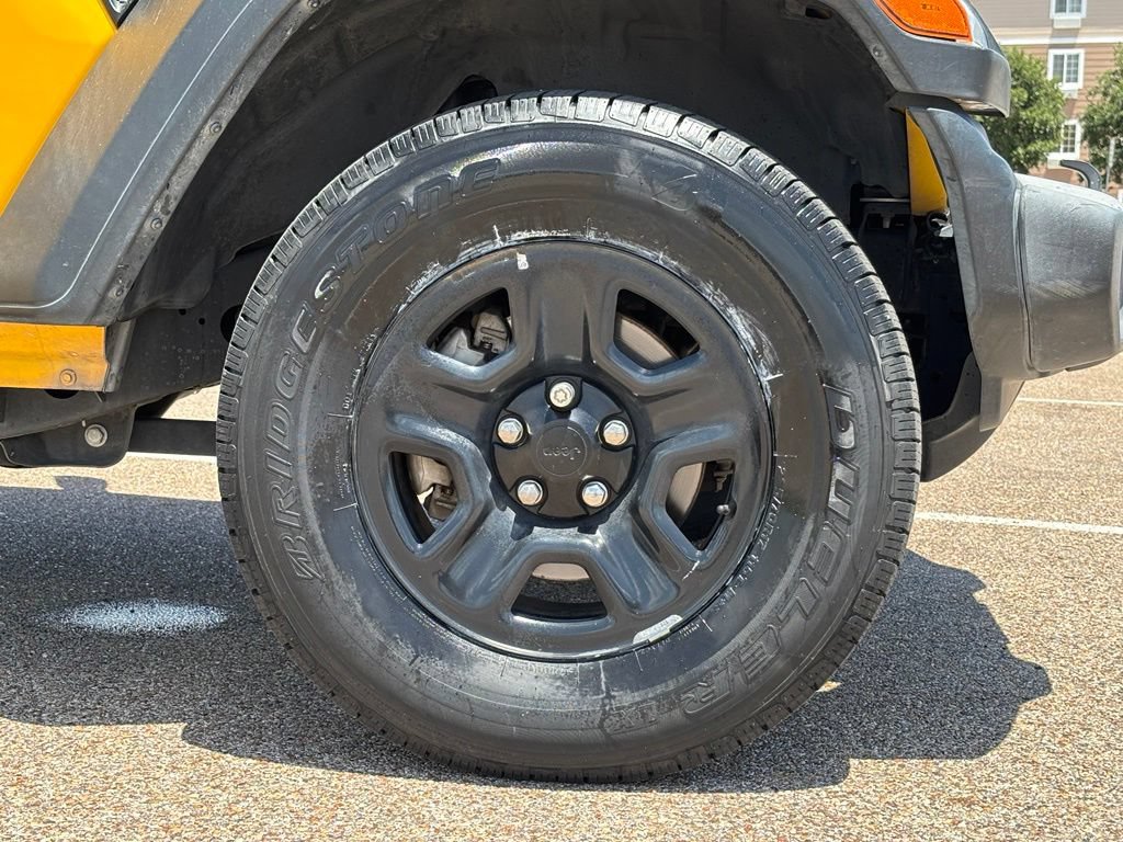 Used 2018 Jeep Wrangler Unlimited Sport AWD/4WD image 9