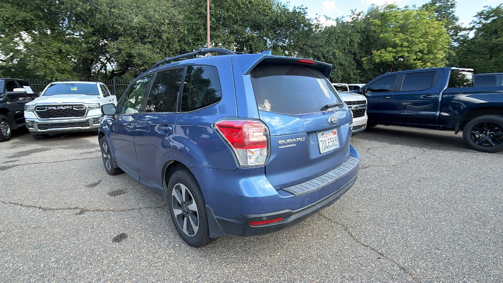 Used 2017 Subaru Forester 2.5i Limited AWD/4WD image 7