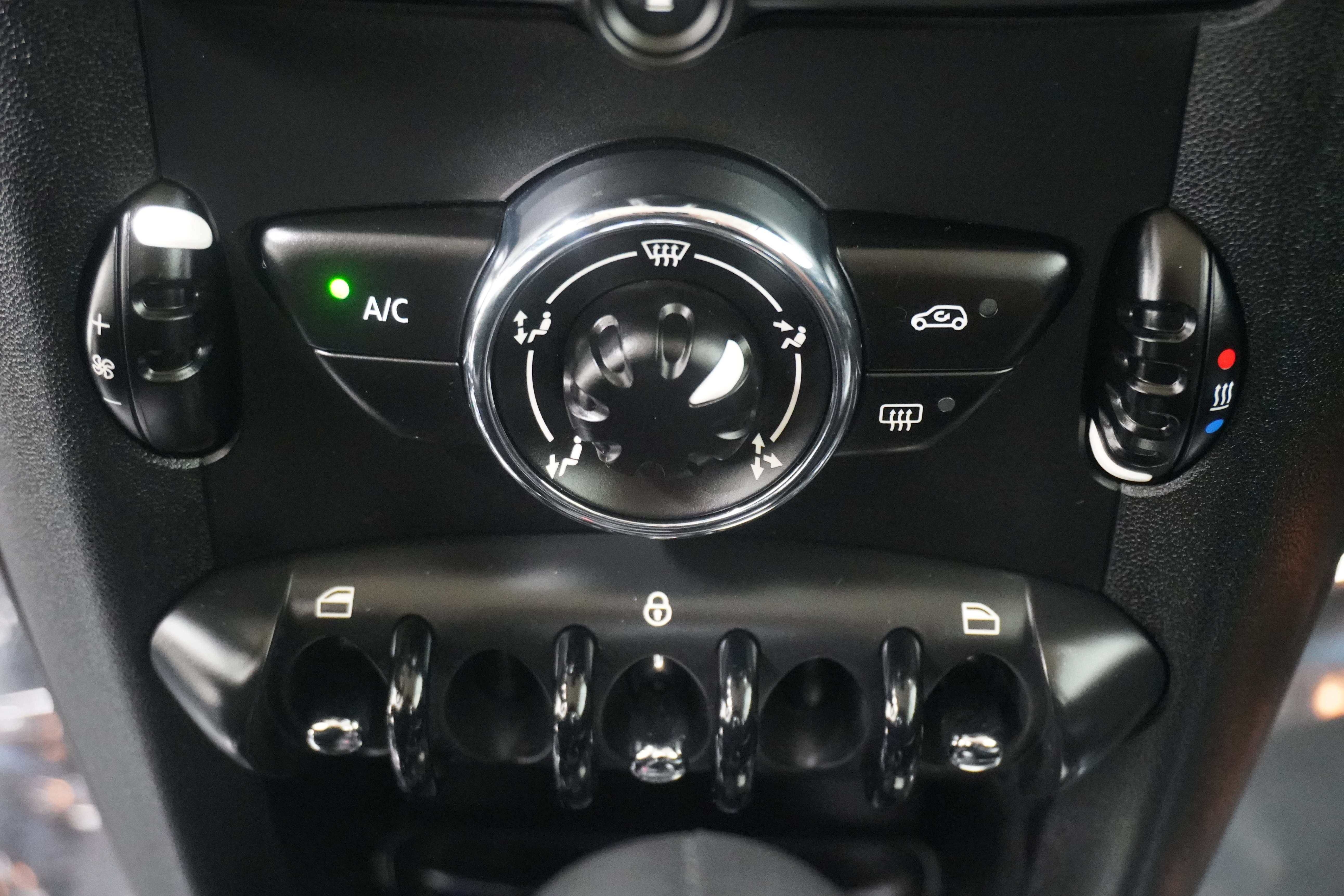 Used 2013 MINI Cooper Hardtop FWD image 18