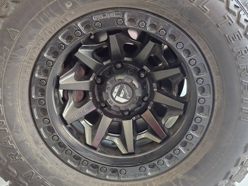 Used 2022 Toyota 4Runner SR5 AWD/4WD image 28