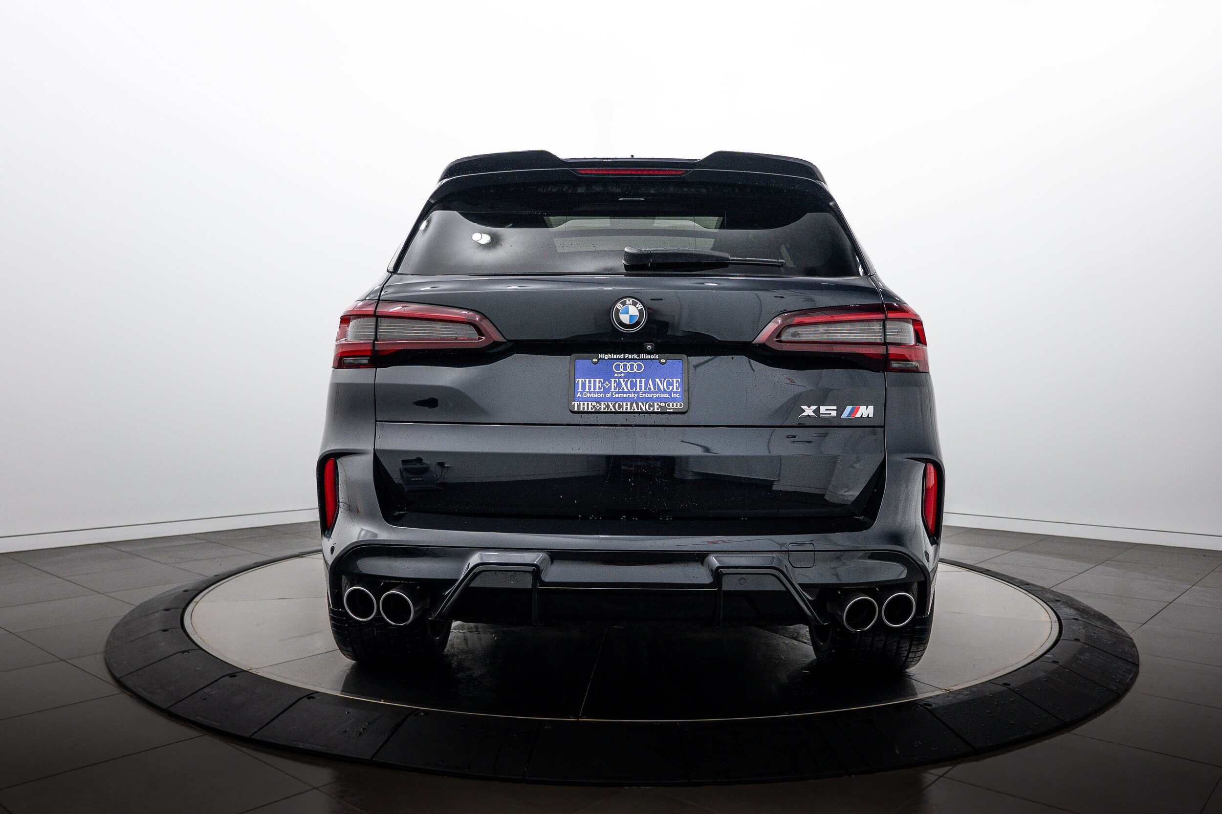 Used 2021 BMW X5 M w/ Executive Package AWD/4WD image 24