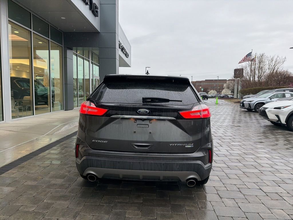 Used 2019 Ford Edge Titanium w/ Equipment Group 301A image 12