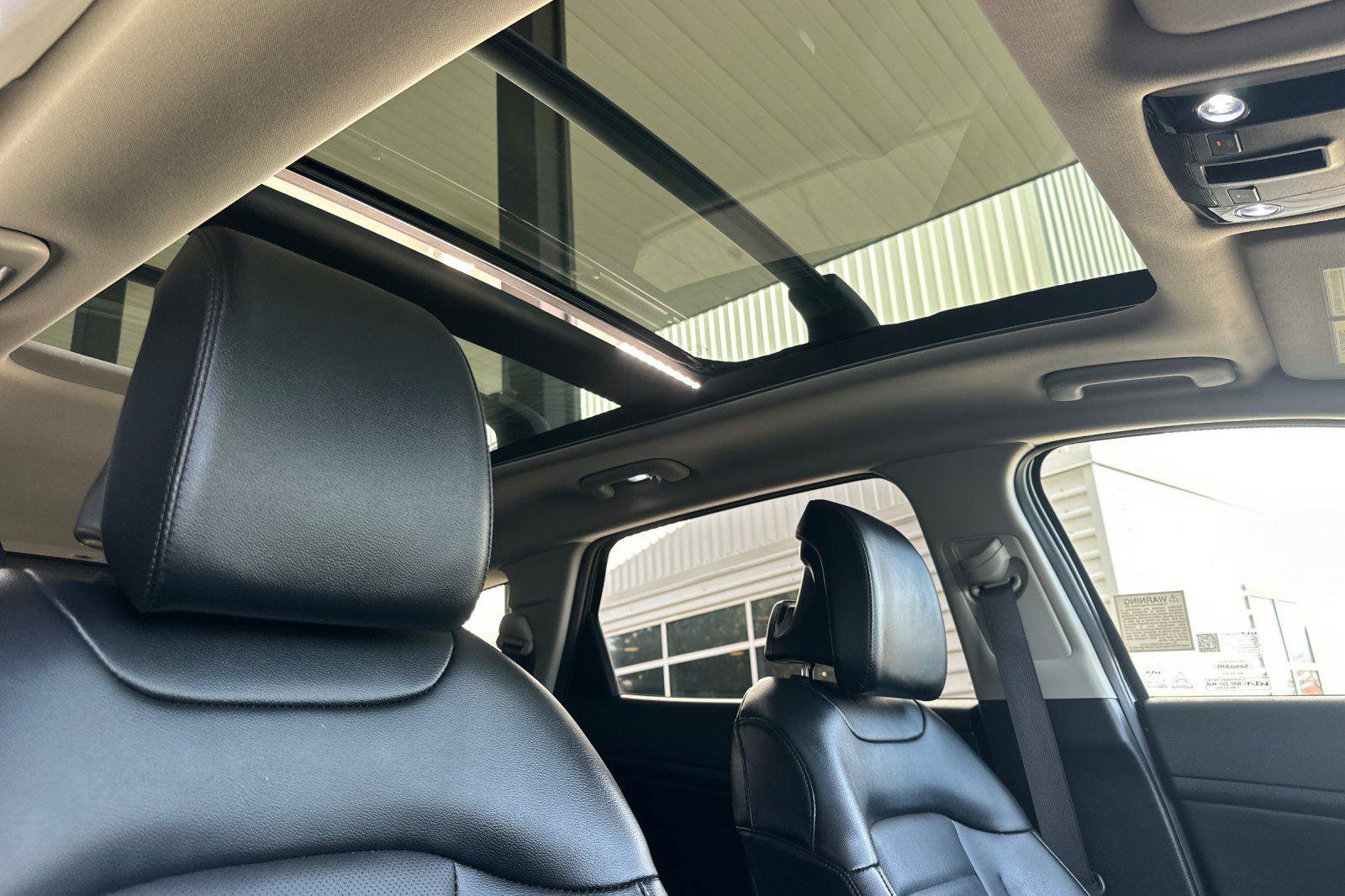 Used 2023 Kia Sportage SX Prestige image 17