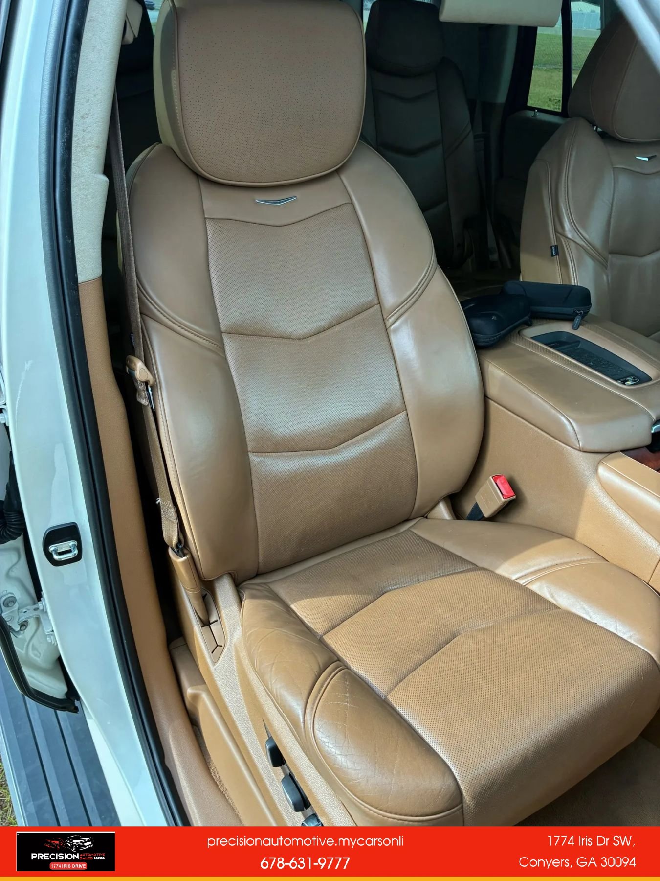 Used 2015 Cadillac Escalade Platinum image 35