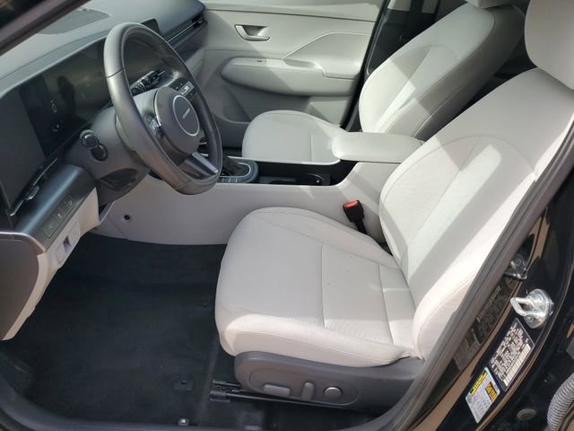 Used 2025 Hyundai Kona SEL image 5