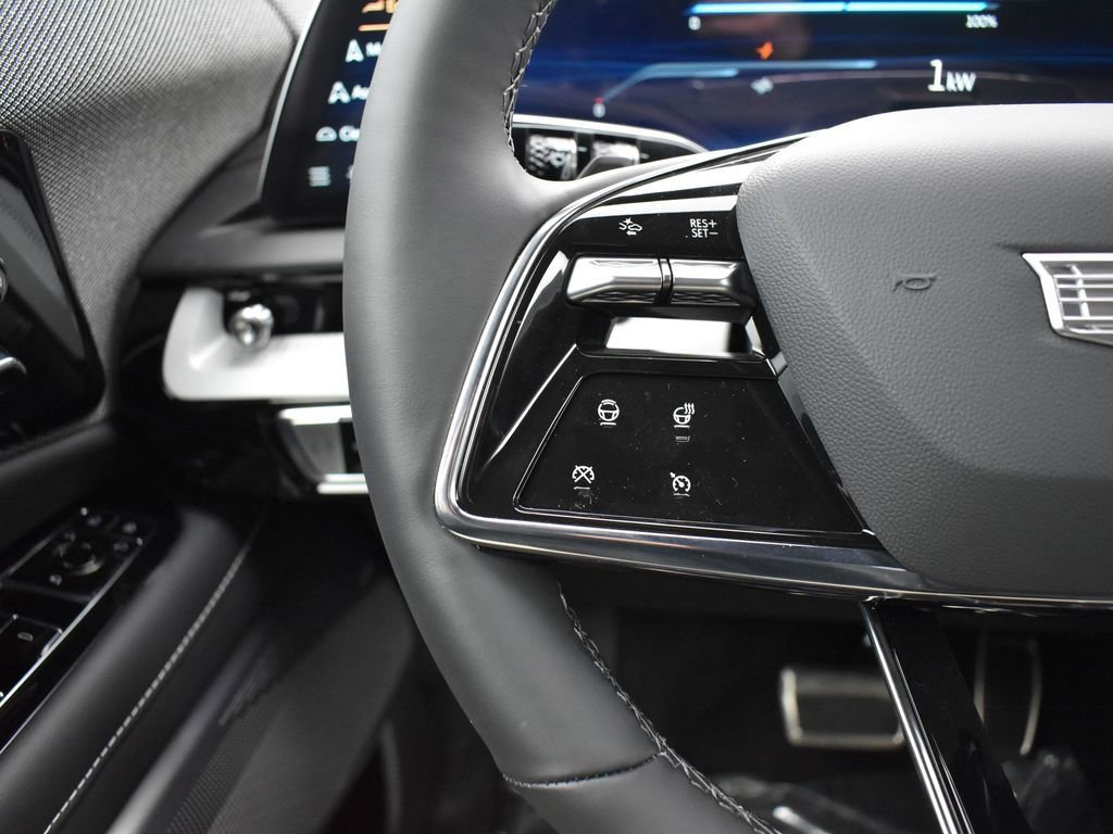 New 2026 Cadillac Optiq Sport 2 w/ LPO, Floor Liner Package image 17