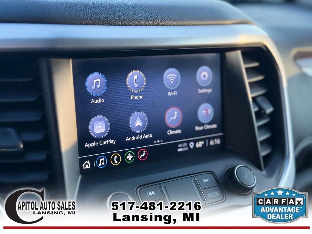 Used 2021 GMC Acadia SLE w/ Driver Convenience Package image 31