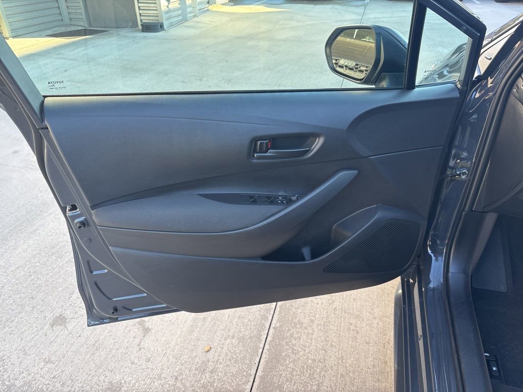 Used 2025 Toyota Corolla LE image 10