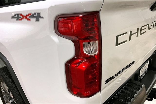 Certified 2024 Chevrolet Silverado 2500 Custom AWD/4WD image 8