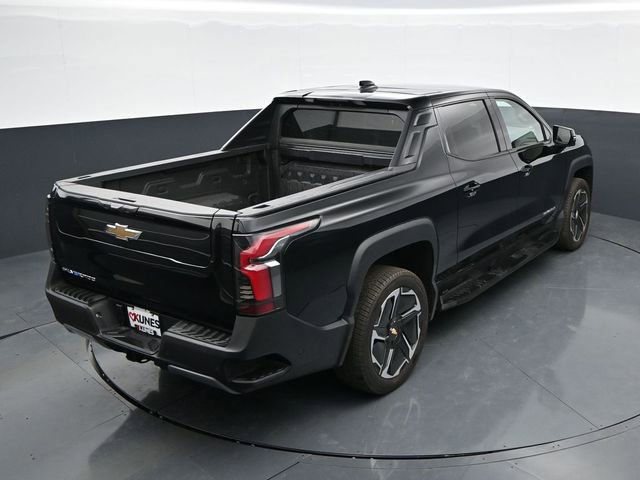 New 2026 Chevrolet Silverado EV LT AWD/4WD image 40