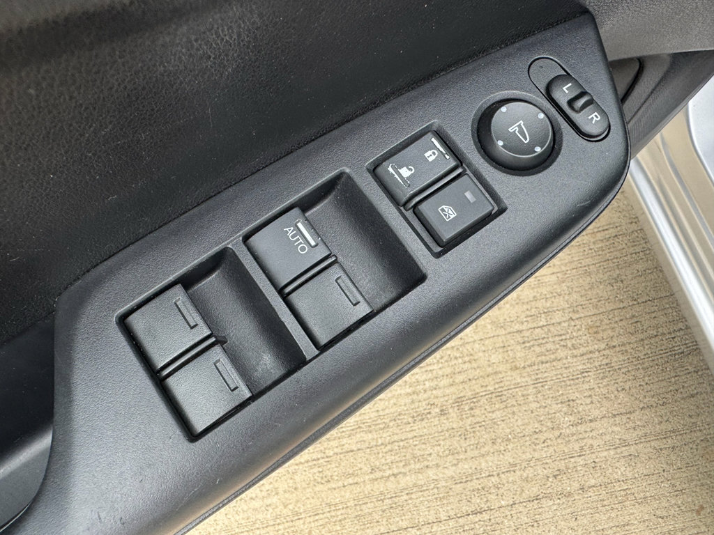 Used 2013 Honda Civic LX image 11