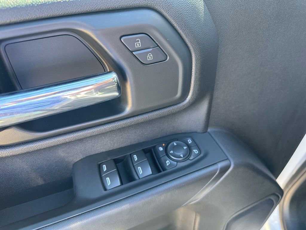 Used 2024 Chevrolet Silverado 2500 Custom w/ Custom Value Package image 19