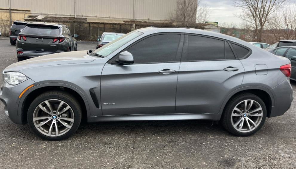 Used 2019 BMW X6 xDrive35i w/ M Sport Package image 2
