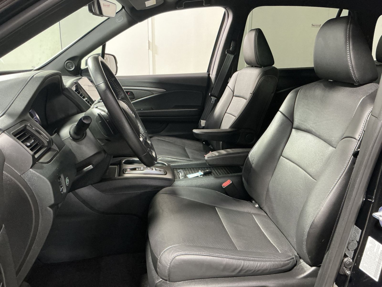 Used 2023 Honda Passport EX-L image 14