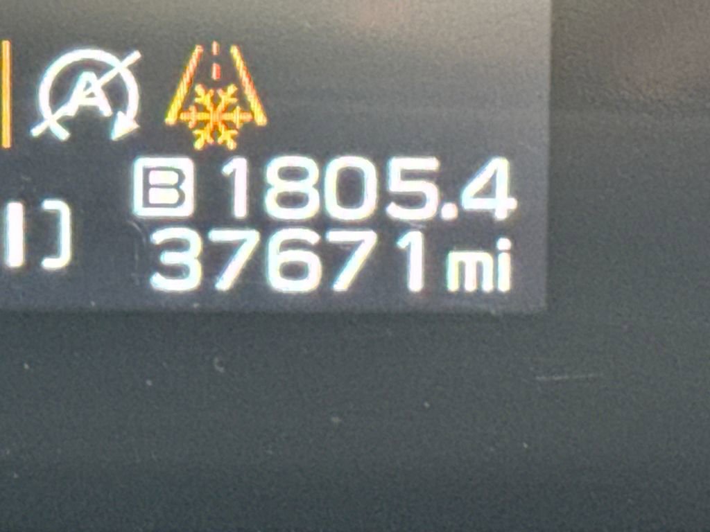 Used 2024 Subaru Crosstrek 2.5i Limited w/ Crosstrek Mirror Package image 20