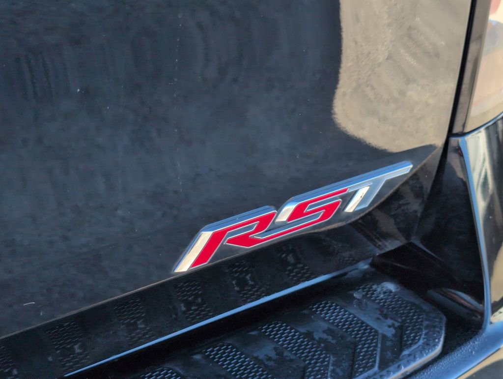 Used 2024 Chevrolet Silverado EV RST image 34