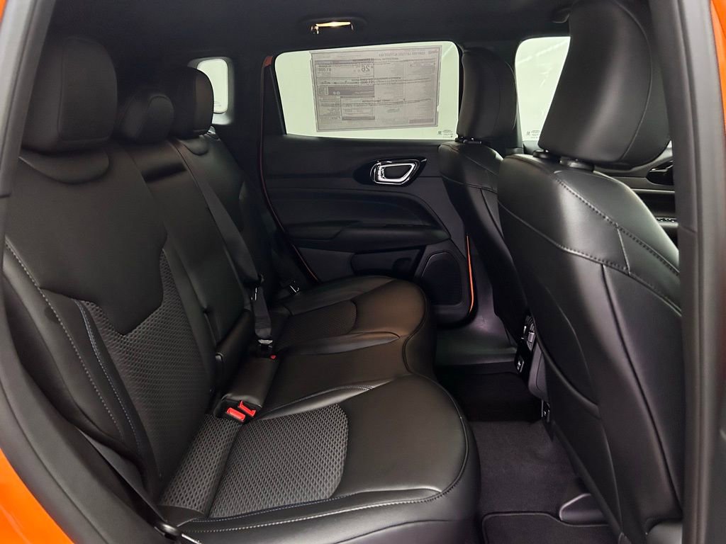 New 2026 Jeep Compass Latitude image 19