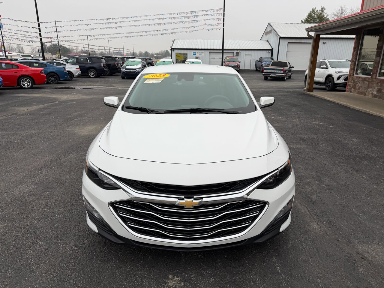 Used 2023 Chevrolet Malibu LT image 9