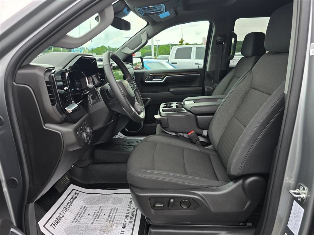 Used 2025 Chevrolet Silverado 1500 RST w/ Protection Package AWD/4WD image 11