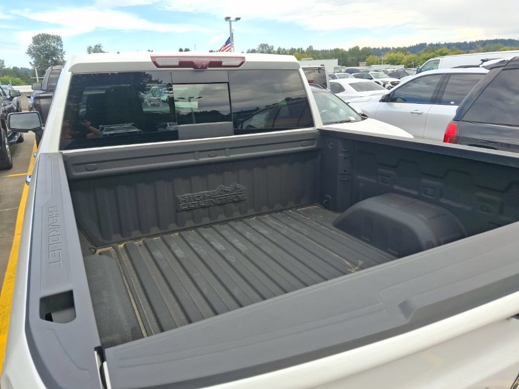 Certified 2023 Chevrolet Silverado 1500 High Country w/ High Country Premium Package AWD/4WD image 7