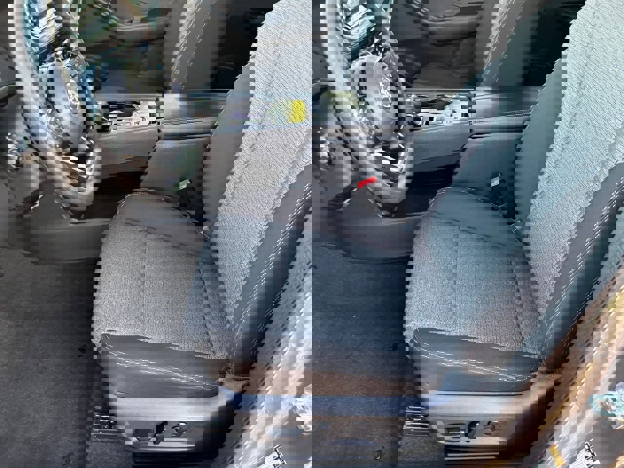 Certified 2022 Nissan Rogue SV image 30