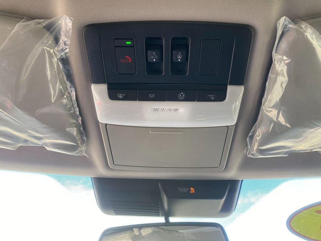 New 2025 Mitsubishi Outlander SE image 23