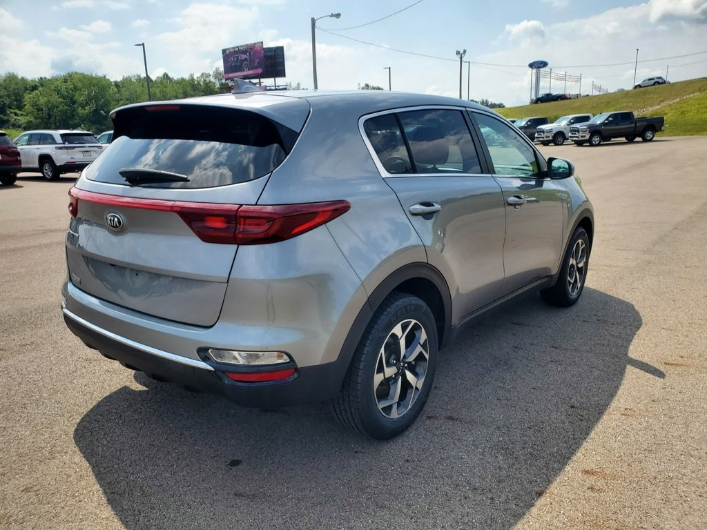 Used 2021 Kia Sportage LX image 5