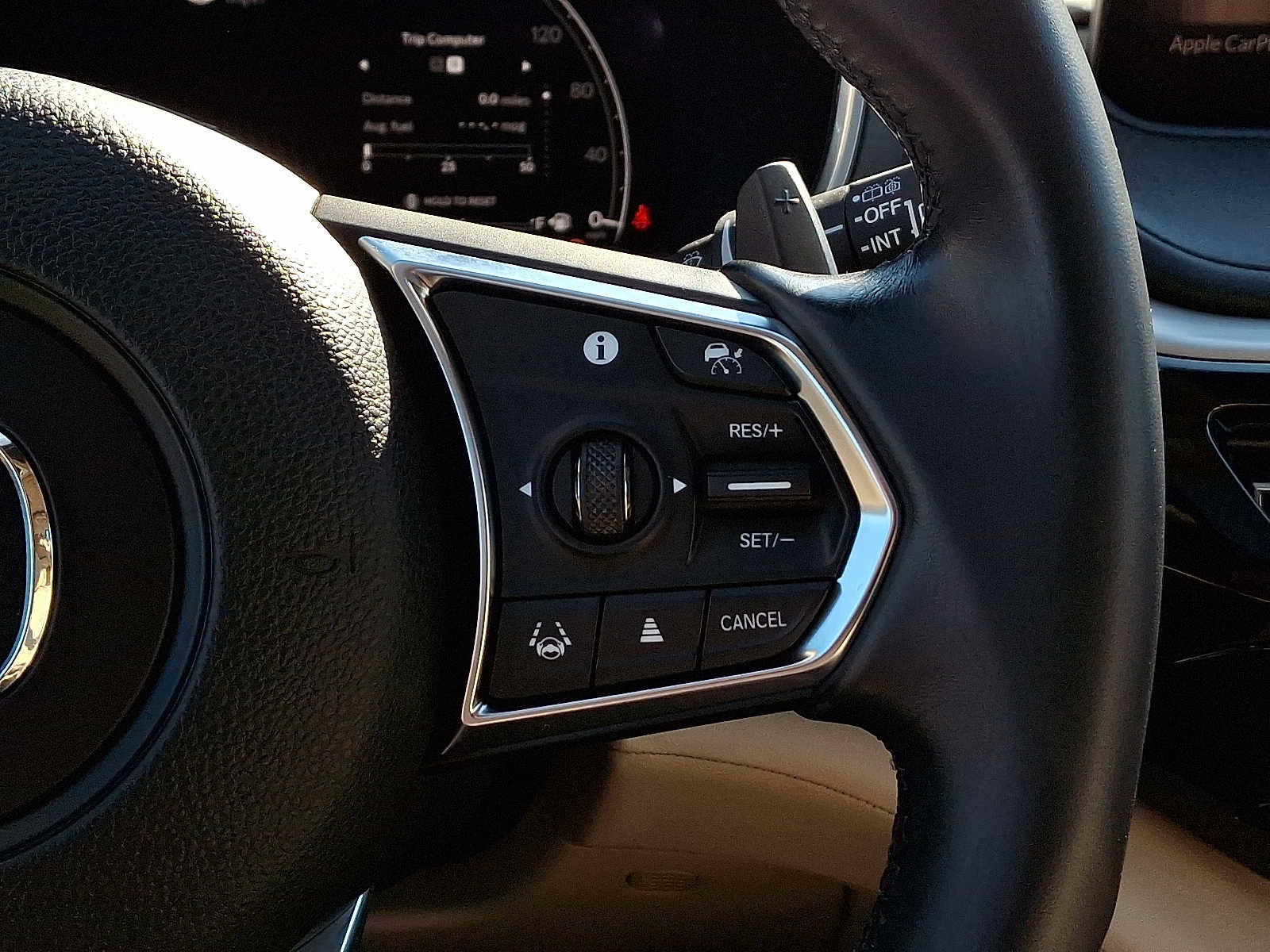 Used 2023 Acura MDX SH-AWD w/ Technology Package image 24