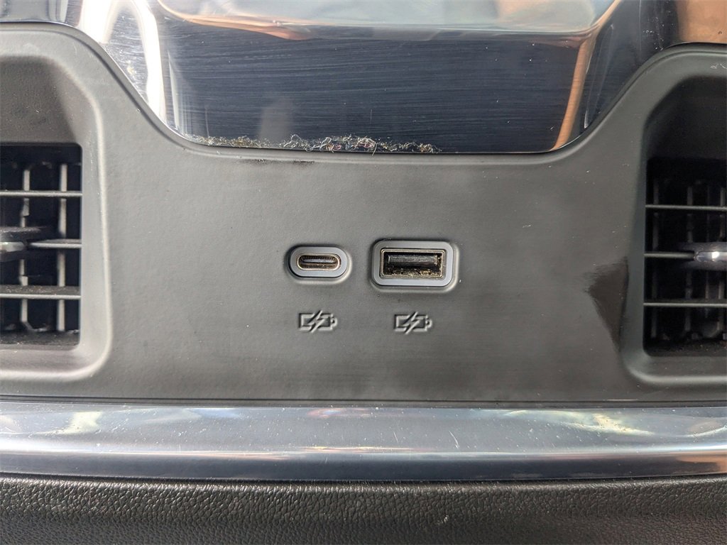 Used 2023 Chevrolet Silverado 1500 LTZ image 15