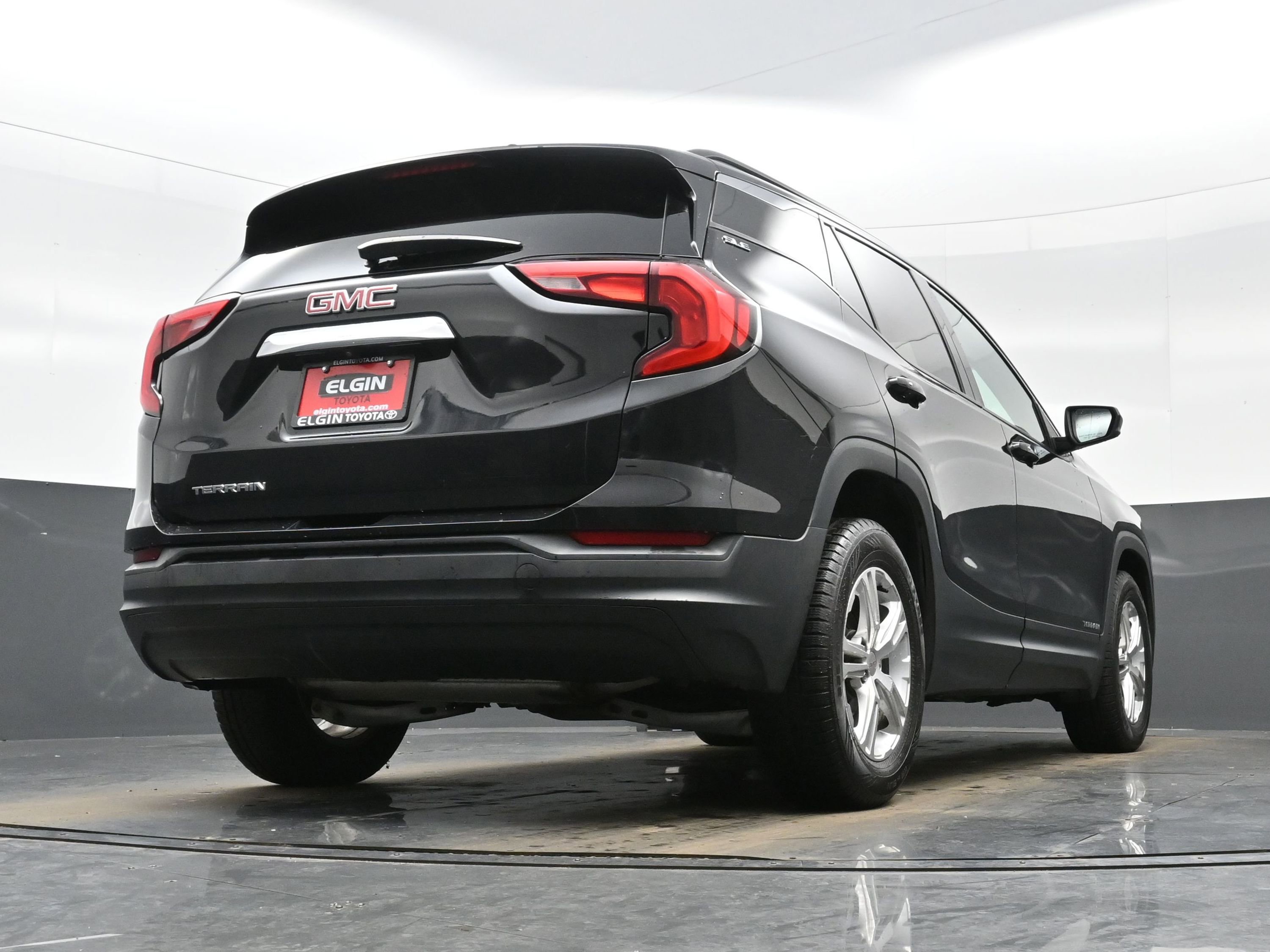 Used 2019 GMC Terrain SLE w/ Driver Convenience Package image 32