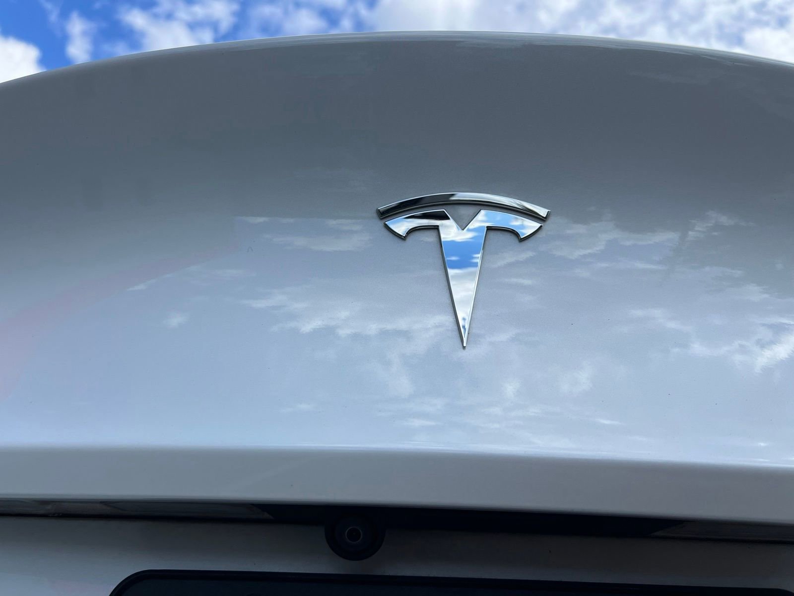 Used 2023 Tesla Model Y Long Range AWD/4WD image 27