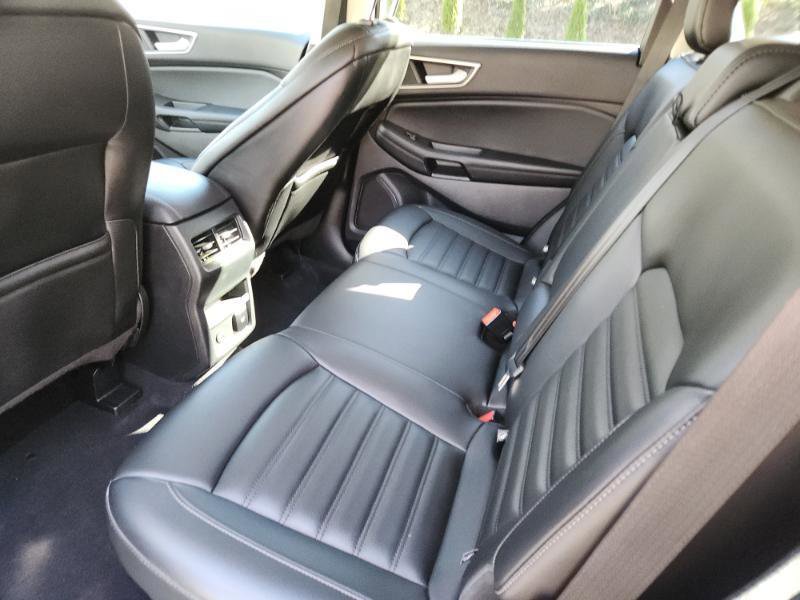 Used 2021 Ford Edge SEL w/ Convenience Package image 8