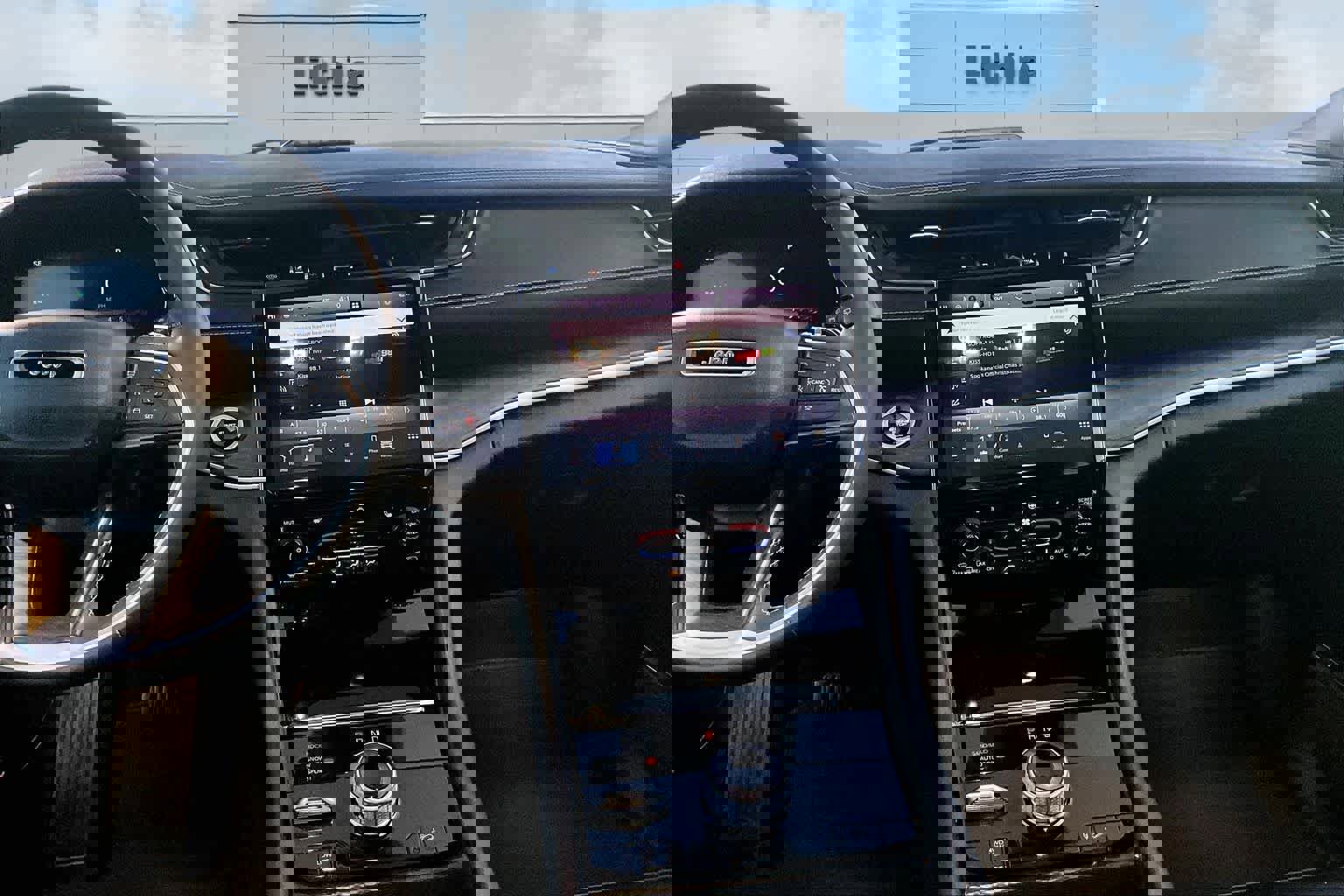 Used 2024 Jeep Grand Cherokee Limited 4xe image 16