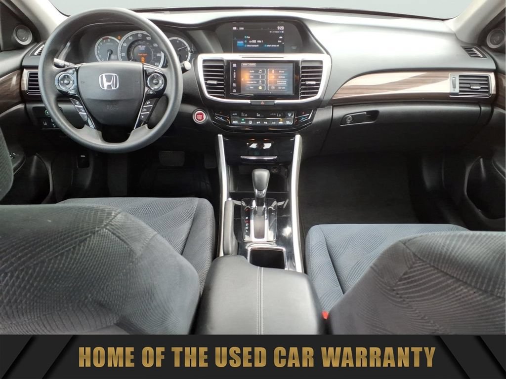 Used 2017 Honda Accord EX image 29
