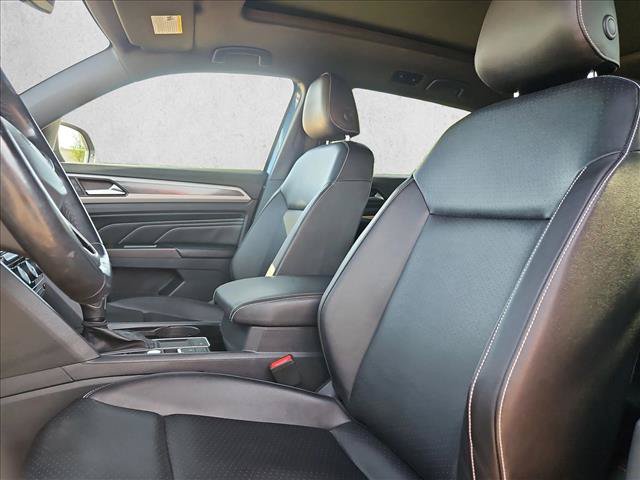 Used 2020 Volkswagen Atlas Cross Sport SEL w/ Cross Sport MDO Package FWD image 15