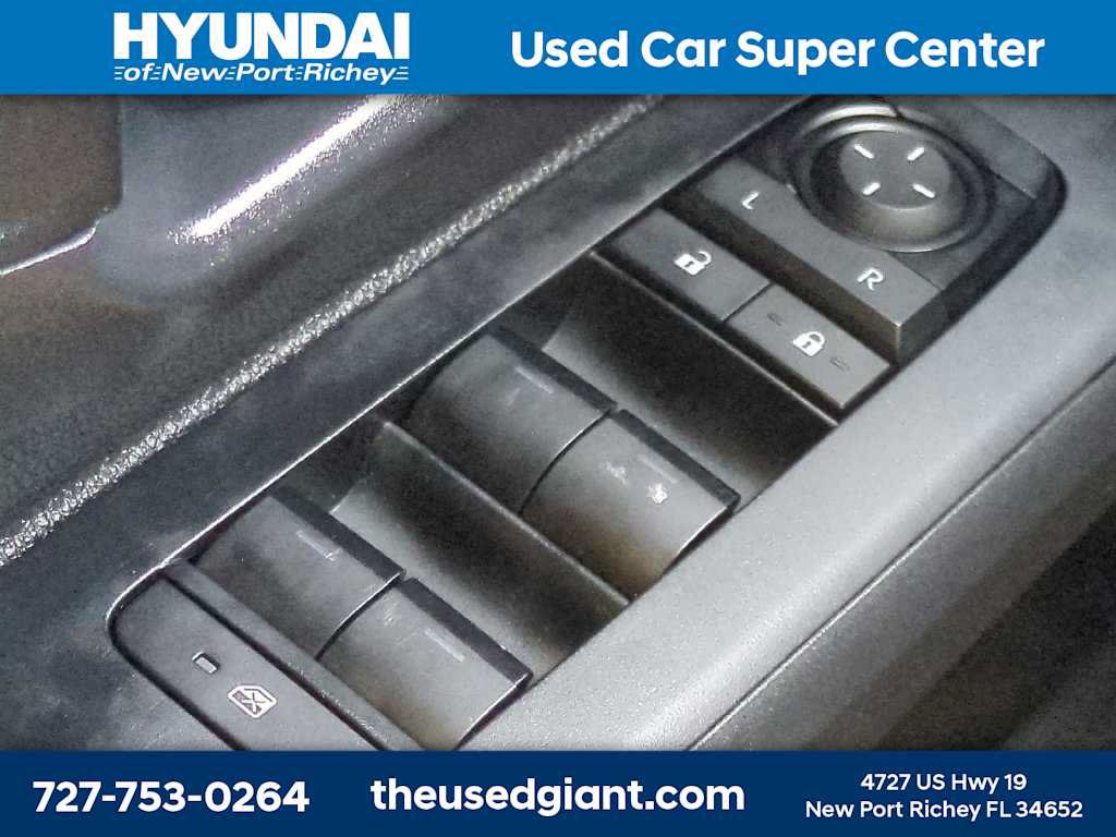 Used 2024 Toyota Tacoma SR5 w/ SR5 Upgrade Package RWD image 24