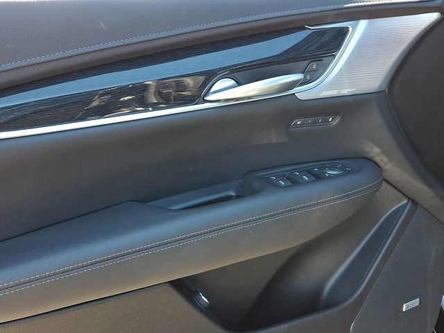 Used 2024 Cadillac XT5 Premium Luxury image 11