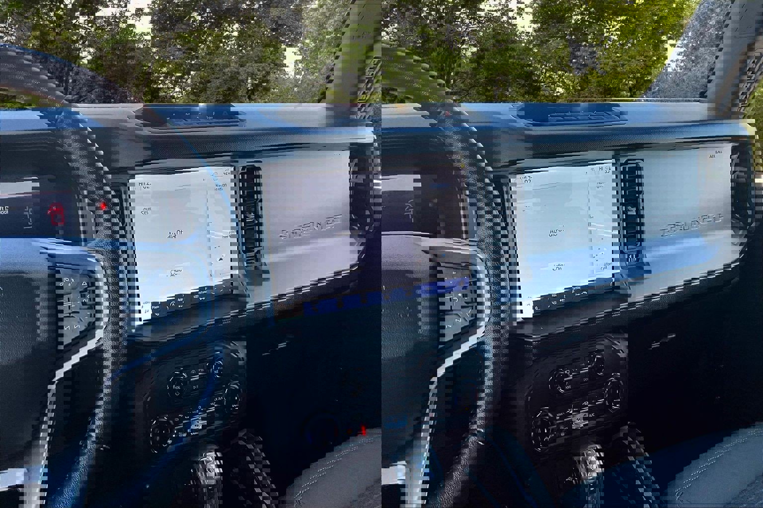 Used 2022 Ford Bronco Outer Banks w/ Sasquatch Package image 9