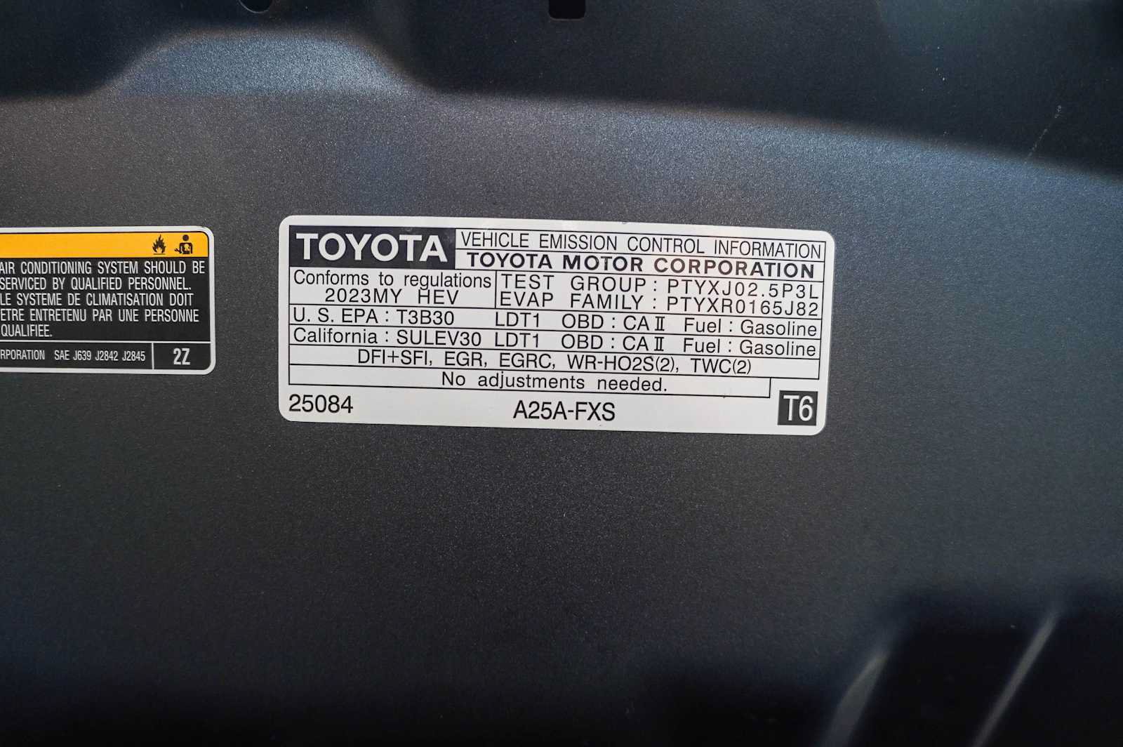 Certified 2023 Toyota Venza XLE AWD/4WD image 30