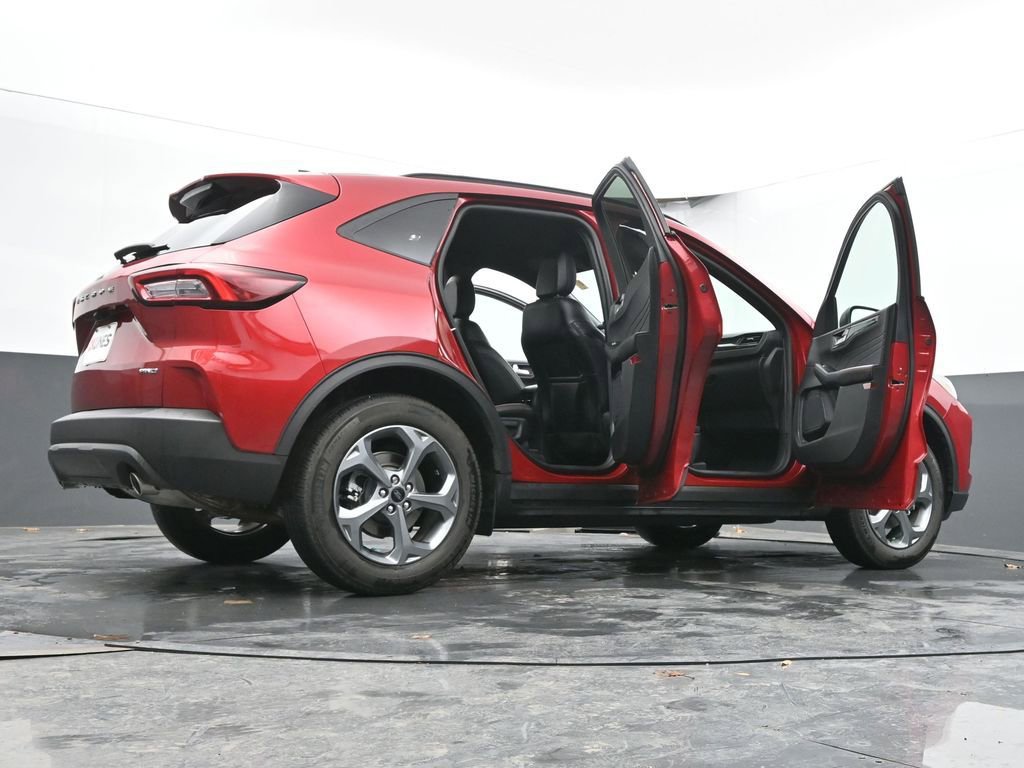 Used 2025 Ford Escape ST-Line w/ Cold Weather Package image 56