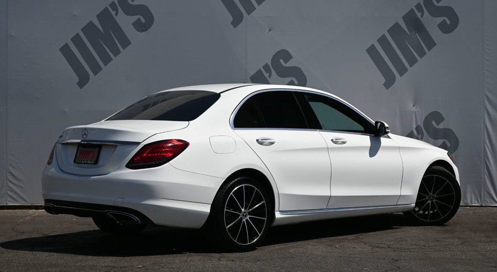 Used 2021 Mercedes-Benz C 300 Sedan image 5